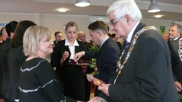 Tczew - Prezydent RP nagrodził medalami za dobrą pracę