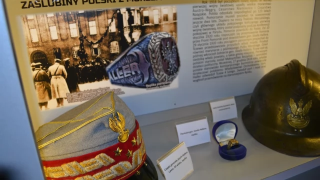 Tczew - Szukali tczewskich śladów generała Hallera