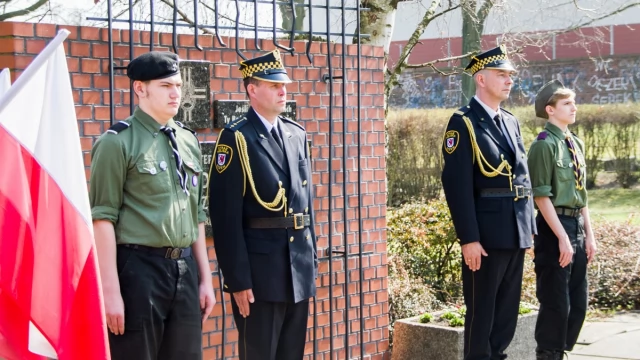 Tczew - Tczew pamiętał o ofiarach Katynia