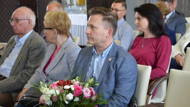 Tczew - Na uroczystej sesji posypały się ważne nagrody