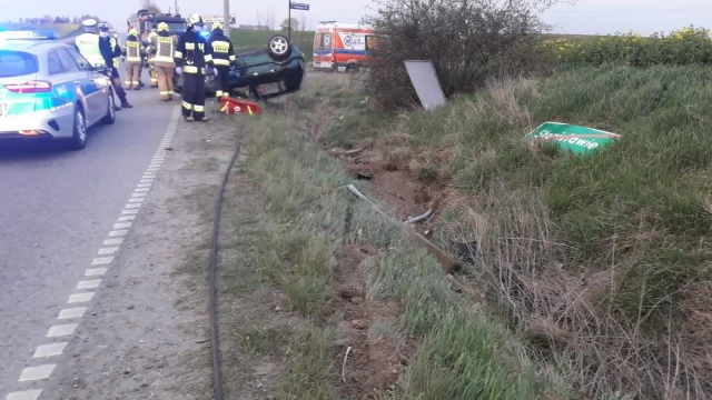 Tczew - Wypadek w Stanisławiu. Dwie osoby poszkodowane