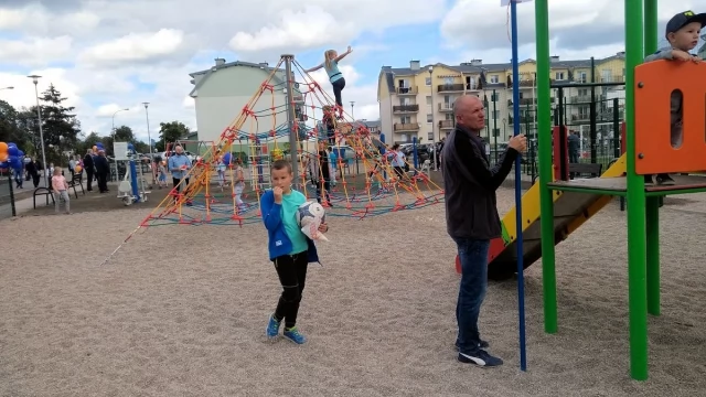 Tczew - Skwer sportowo-rekreacyjny na Bajkowym oddany do użytku