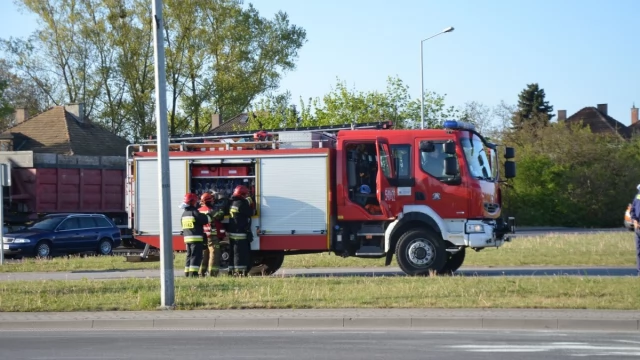 Tczew - Kolizja na rondzie Jana Pawła II