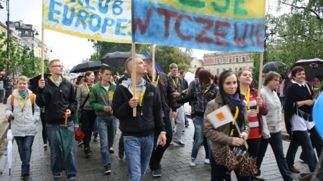 Tczew - Tczewski "Ekonomik" na paradzie Schumana