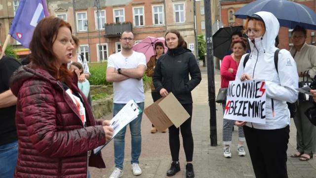 Tczew - "Ani jednej więcej". Demonstracja Strajku Kobiet w Tczewie