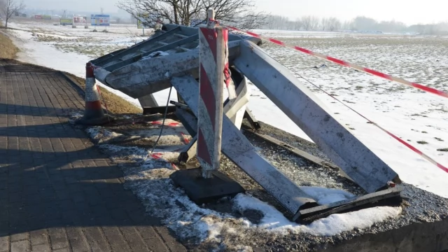 Tczew - Nie było wypadku, ani kolizji, a przystanku nie ma. Co tu się stało?