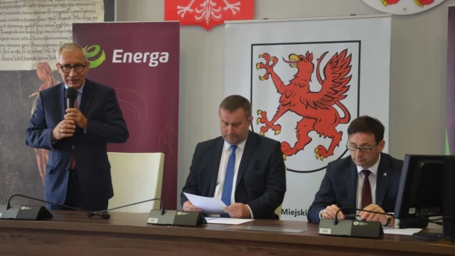 Tczew - "Dzieje się rewolucja". Tczew podpisał z Energą list dotyczący rozwoju elektromobilności 