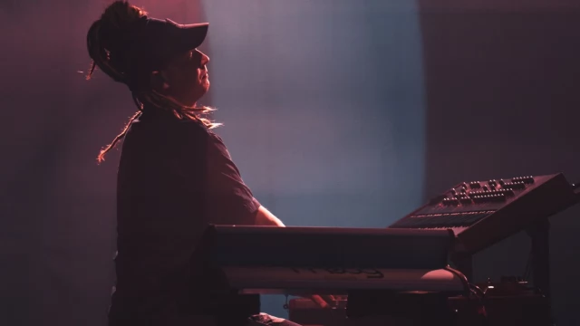 Tczew - Energia, emocje i muzyczna szczerość - koncert Spiętego porwał publiczność