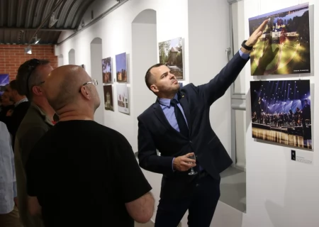 Tczew - Urzekające fotografie w Fabryce Sztuk