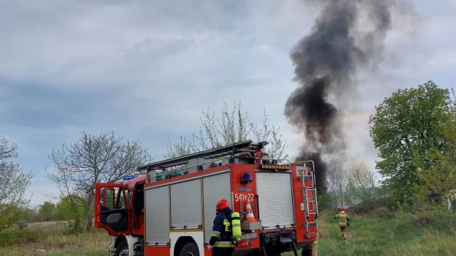 Tczew - Kłęby czarnego dymu nad Starym Miastem i Zatorzem