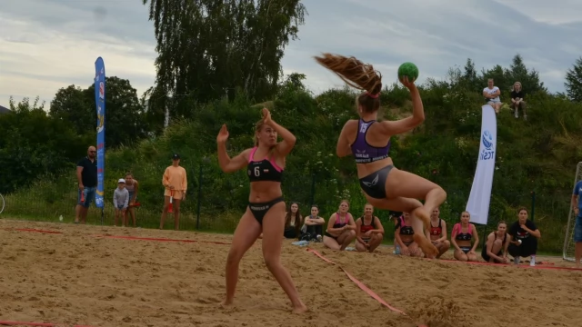 Tczew - Półfinał Mistrzostw Polski Juniorek w Piłce Ręcznej Plażowej