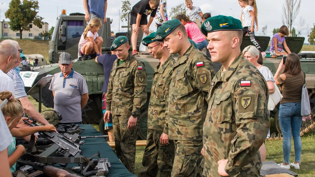 Tczew - Piknik historyczno - militarny na bulwarze