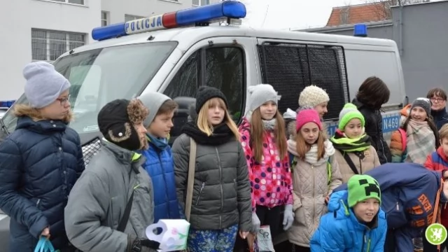 Tczew - Z wizytą u mundurowych. Ferie na komendzie