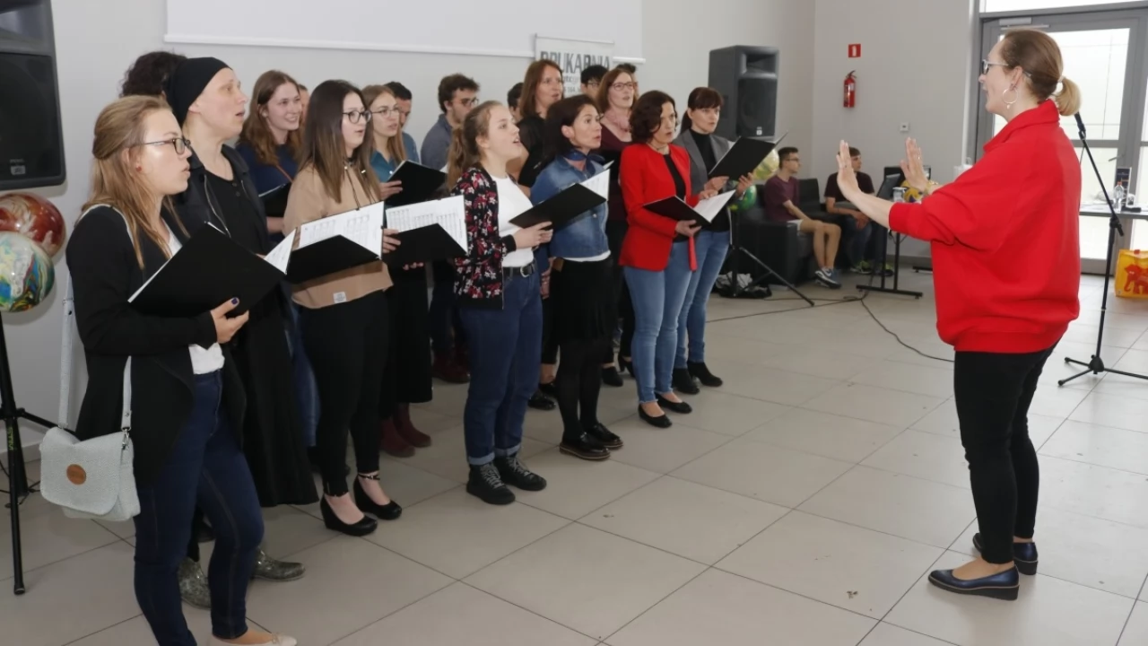Tczew - Festyn PoMOC dla Mikołaja
