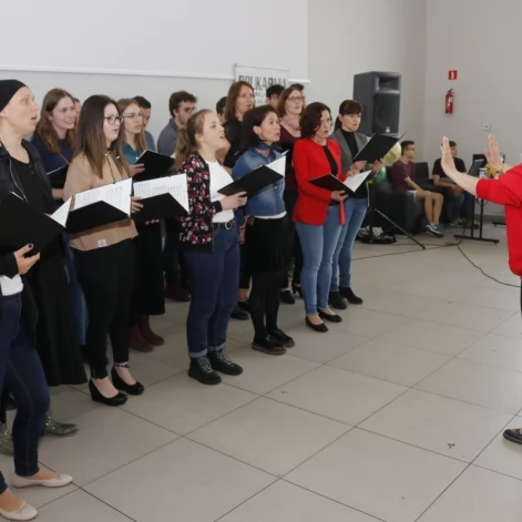 Tczew - Festyn PoMOC dla Mikołaja