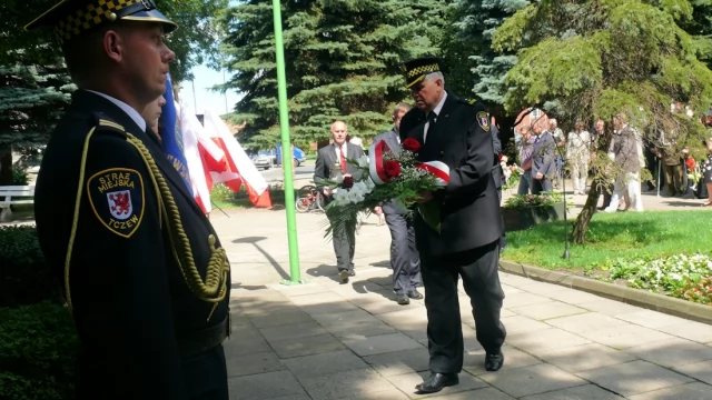 Tczew - Chwała bohaterom! Dziś 69. rocznica wybuchu powstania