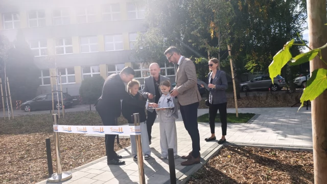Tczew - Park kieszonkowy na SP4 oficjalnie otwarty