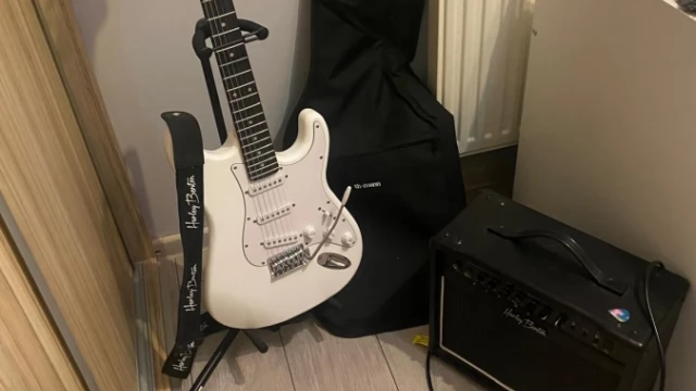 Tczew - Gitara elektryczna Harley Benton St - 20WH