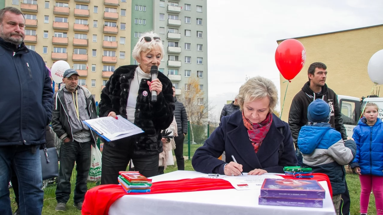 Tczew - Dąb na stulecie niepodległości