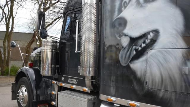 Tczew - Amerykański truck - a w nim edukacja. Wszystko przy SP 7