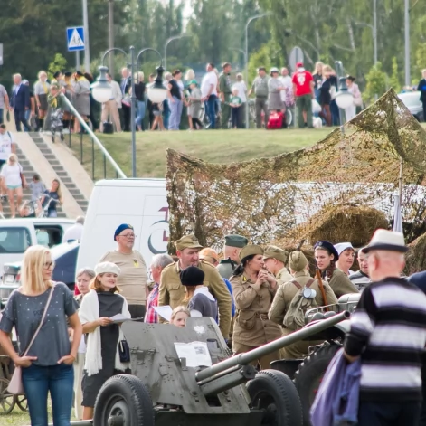 Tczew - Piknik historyczno - militarny na bulwarze