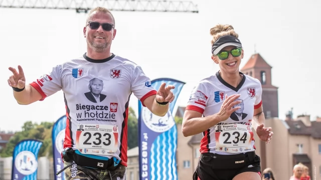 Tczew - "Biegacze w hołdzie Kazimierzowi Piechowskiemu" - Mistrzostwa Polski Kolejarzy na 10 km