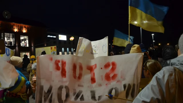 Tczew - Antywojenna demonstracja przeszła ulicami Tczewa