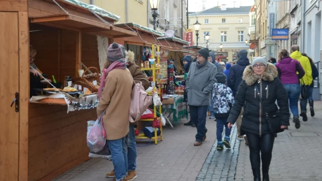 Tczew - Na Starym mieście trwa Jarmark Bożonarodzeniowy