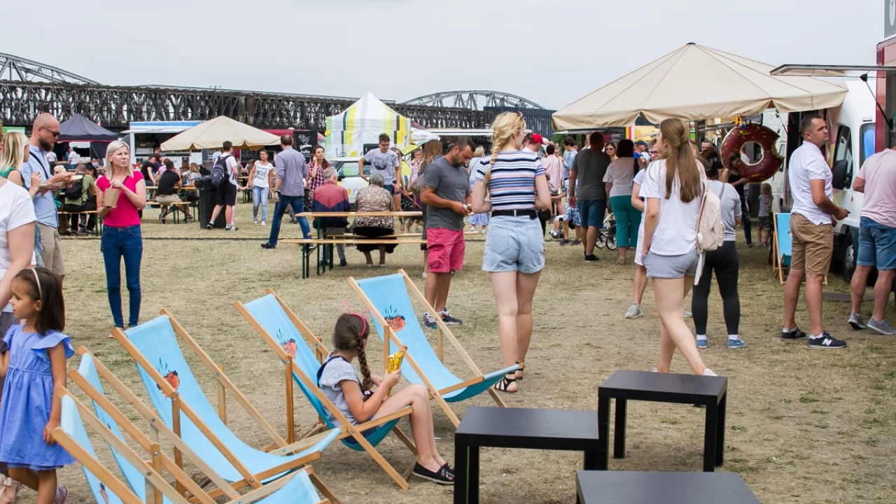 Tczew - Foodtrucki i Flyball nad Wisłą