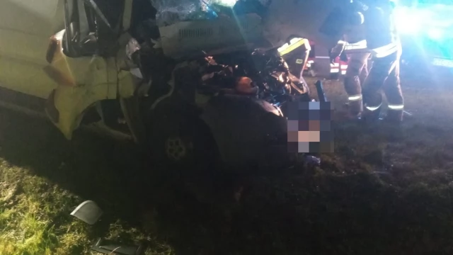 Tczew - Zderzenie busa i ciężarówki na A1 - są ranni