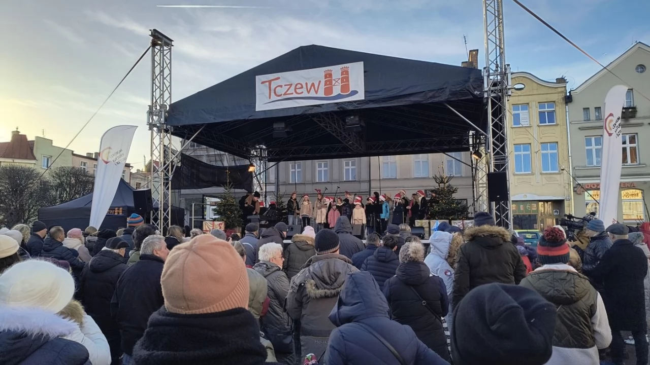 Tczew - Spotkanie opłatkowe na placu Hallera