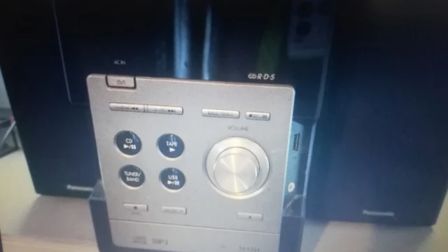 Tczew - Wieża Panasonic Mini Hi - FI MP3 USB + PILOT