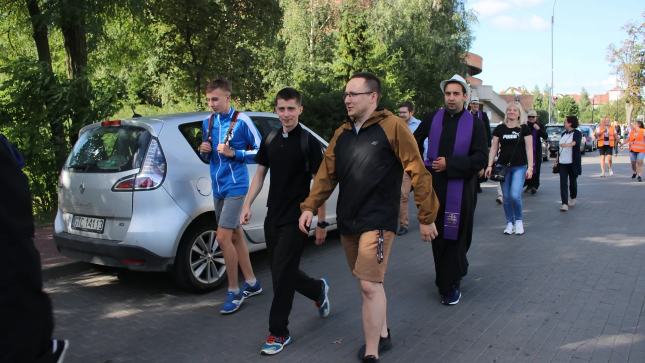 Tczew - Pielgrzymka idzie do Częstochowy. Ze względu na COVID jest inna niż zwykle