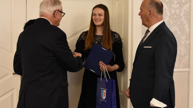 Tczew - I Gala "Absolwent Roku" - najlepsi uczniowie wyróżnieni