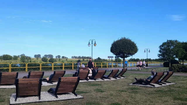 Tczew - Nowe leżaki nad Wisłą