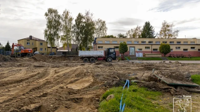 Tczew - Rosną mury szkoły w Lubiszewie
