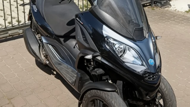 Tczew - Piaggio MP3 300 na B