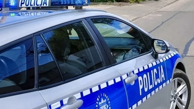 Tczew - Nieustąpienie pierwszeństwa na rondzie. 58-latka trafiła do szpitala