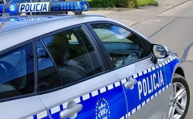 Tczew - Nieustąpienie pierwszeństwa na rondzie. 58-latka trafiła do szpitala