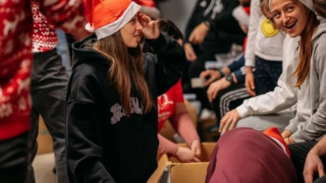 Tczew - "Szlachetna paczka". Piłkarki Pogoni pomocnicami Mikołaja