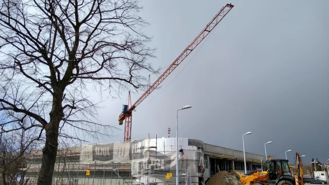 Tczew - Trwają prace związane z budową parkingu dwupoziomowego przy dworcu