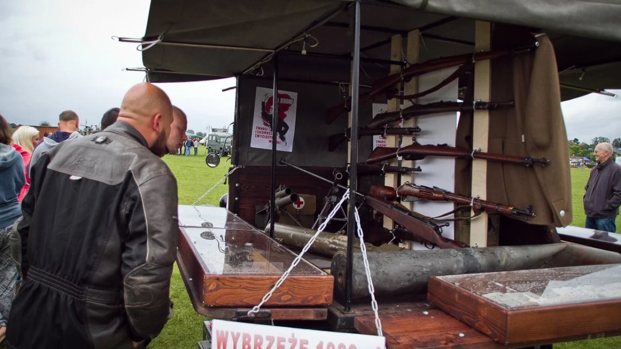 Tczew - Piknik historyczno - militarny na bulwarze