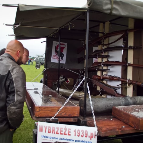 Tczew - Piknik historyczno - militarny na bulwarze