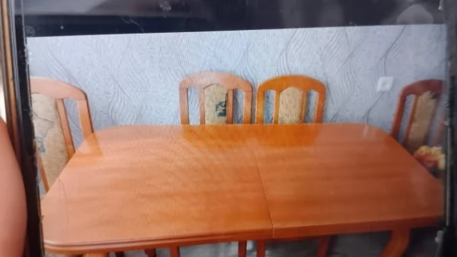 Tczew - Stół z krzesłami plus szafka pod telewizor