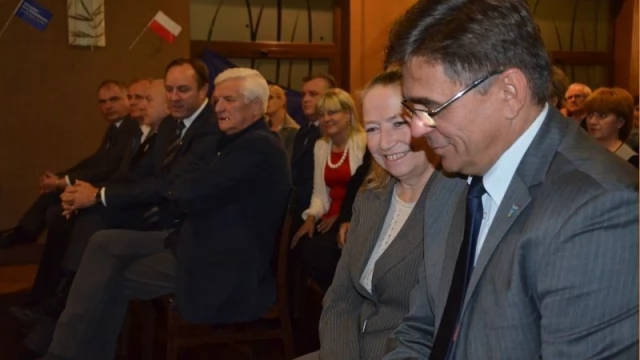 Tczew - W rytm "Jeszcze będzie przepięknie" i w asyście rycerzy - konwencja PO