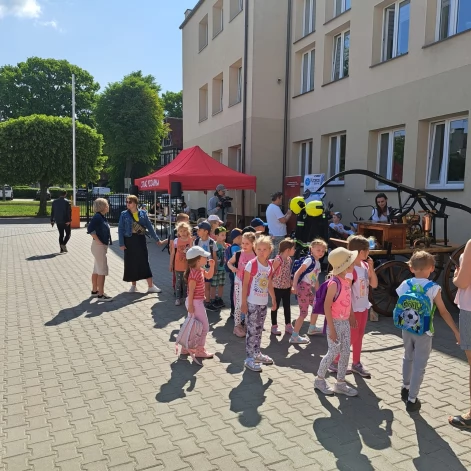 Tczew - Dzień Dziecka ze strażakami