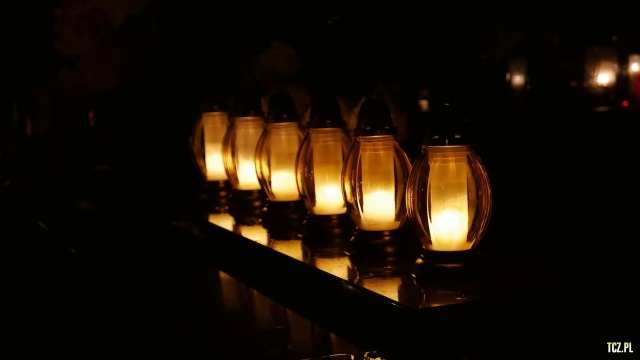 Tczew - Cmentarz nocą z dnia 1.11.2016 - godz. 23 [FOTO] [bez komentarza]