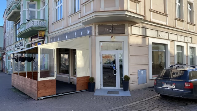 Tczew - Życie w czasach zarazy. Jedzenie tylko na wynos, puste galerie...