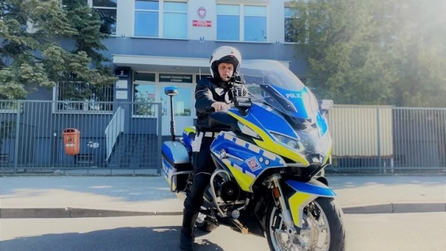 Tczew - Drżyjcie piraci! Policjanci mają nowy motocykl BMW