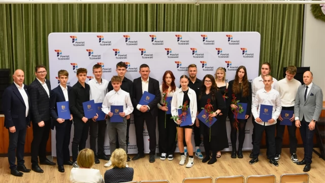 Tczew - Starosta nagrodził działaczy kulturalnych i sportowych